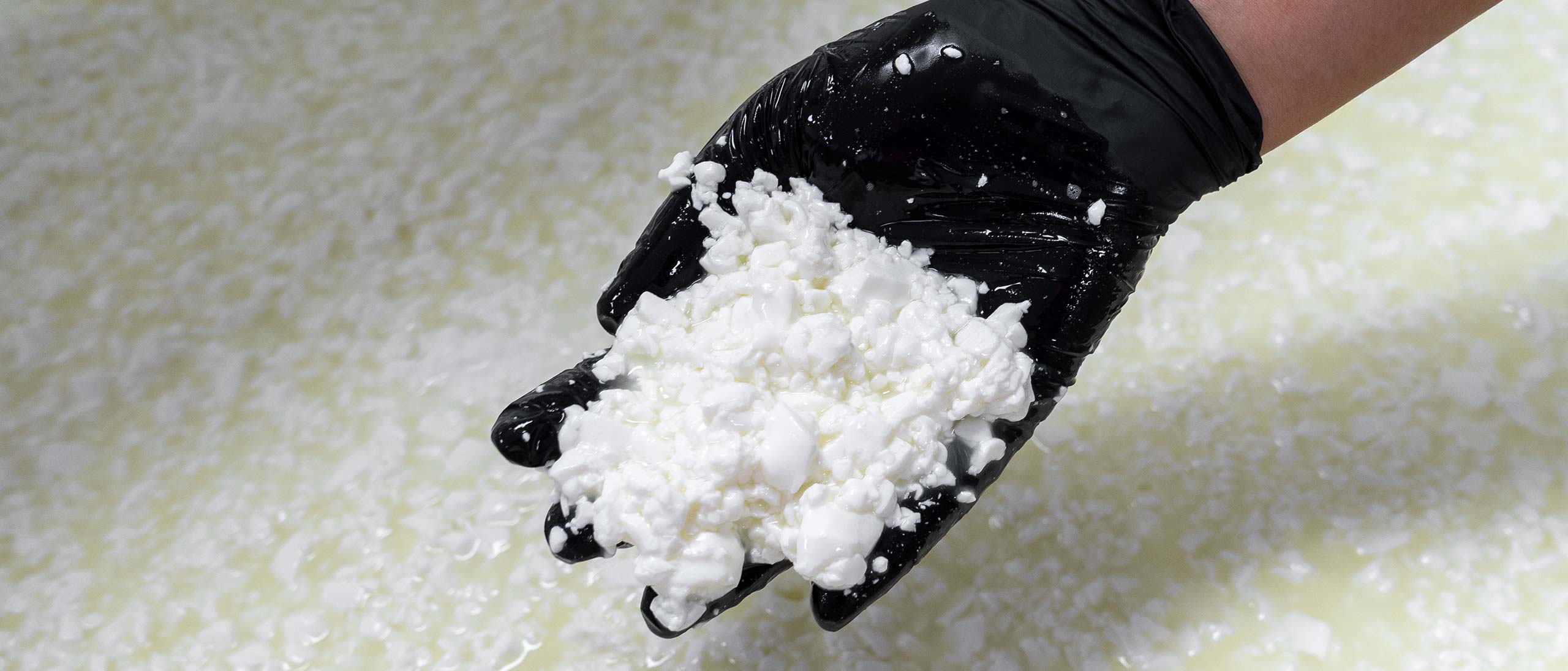 elaboracion cuajada cabañil queseria artesana en Salteras